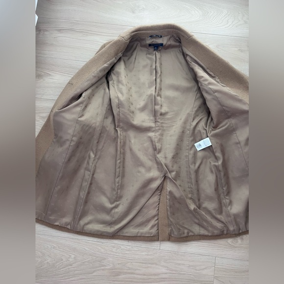 Brook Brothers Classic camelhair knee length coat - Picture 8 of 16